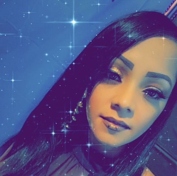 Meet your Posher, Marie - Picture 1 of 1